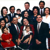 Arturo and Marie Vasquez with their children and grandchildren